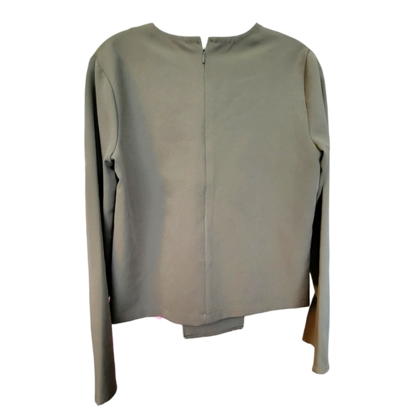 Women's top - Picture 2 of 2